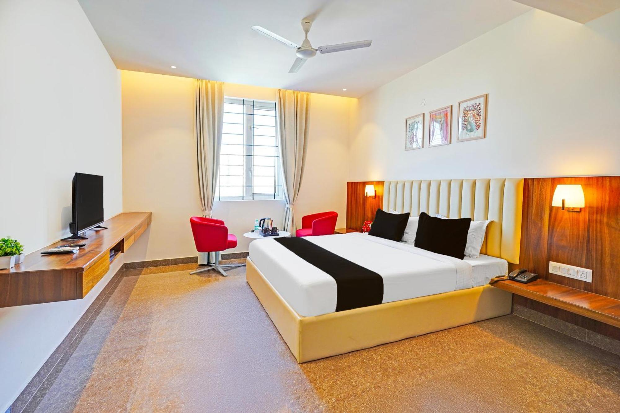 Super Townhouse Oak Electronic City Formerly Hotel Trubell Kammasandra Esterno foto