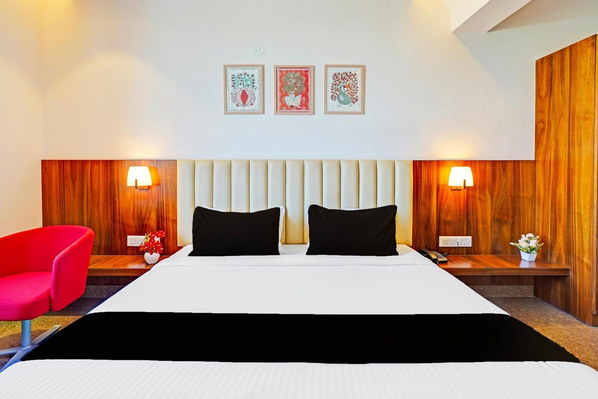 Super Townhouse Oak Electronic City Formerly Hotel Trubell Kammasandra Esterno foto